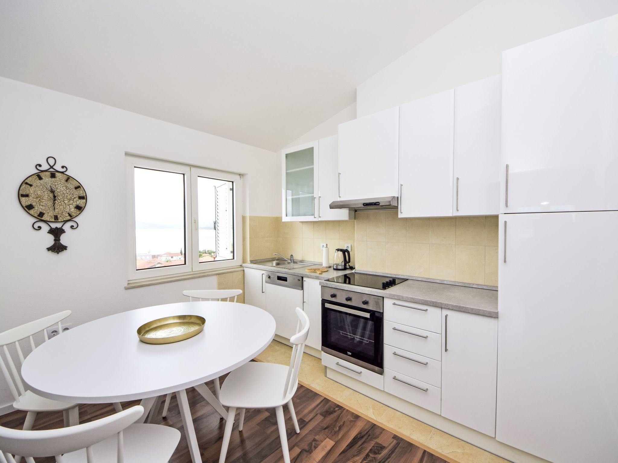 Villa Nonie — Kitchen / Dining Room (5 of 21)