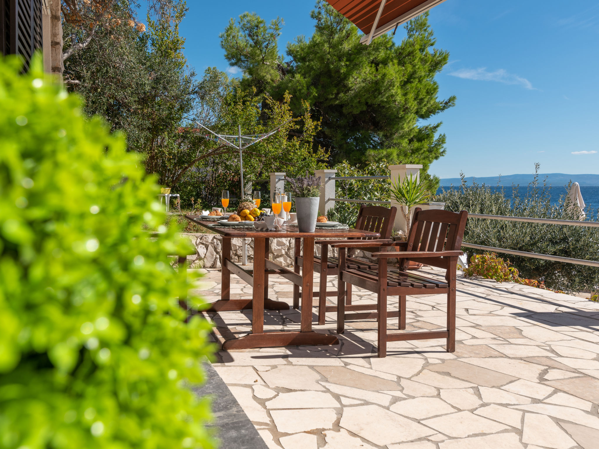 Villa Pinia: Direct aan zee bij Trogir met privézwembad en weids uitzicht - foto 9