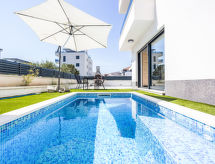 Sunny Pool