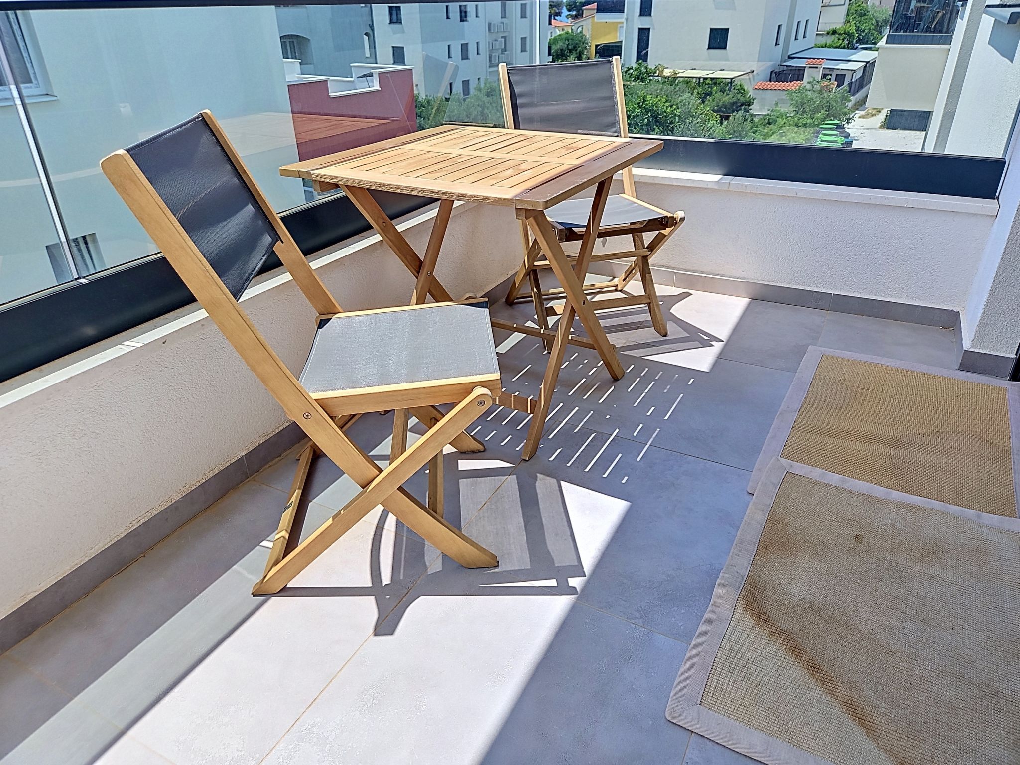 Sunny Terrace - Outside
