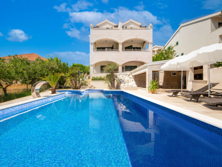 Search and Stay destination Okrug Gornji, Splitsko-dalmatinska županija - Croatia from AU$ 116. Villa Andjelka