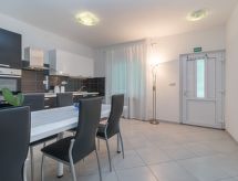 Sfeervol appartement met twee slaapkamers en weids uitzicht op zee - thumbnail 5
