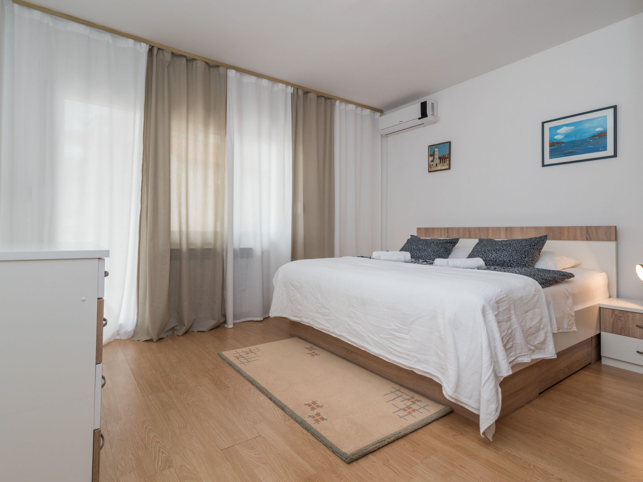 Apartment mit zwei Schlafzimmern und Meerblick-Image-tags.info