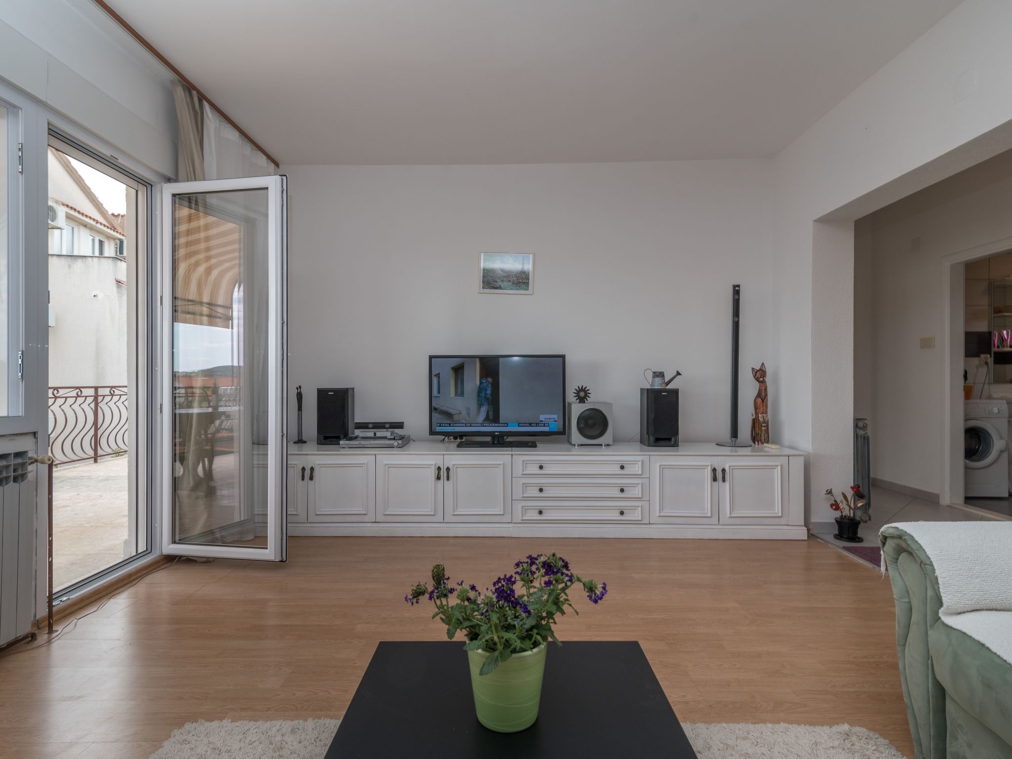 Apartment mit zwei Schlafzimmern und Meerblick-Image-tags.info