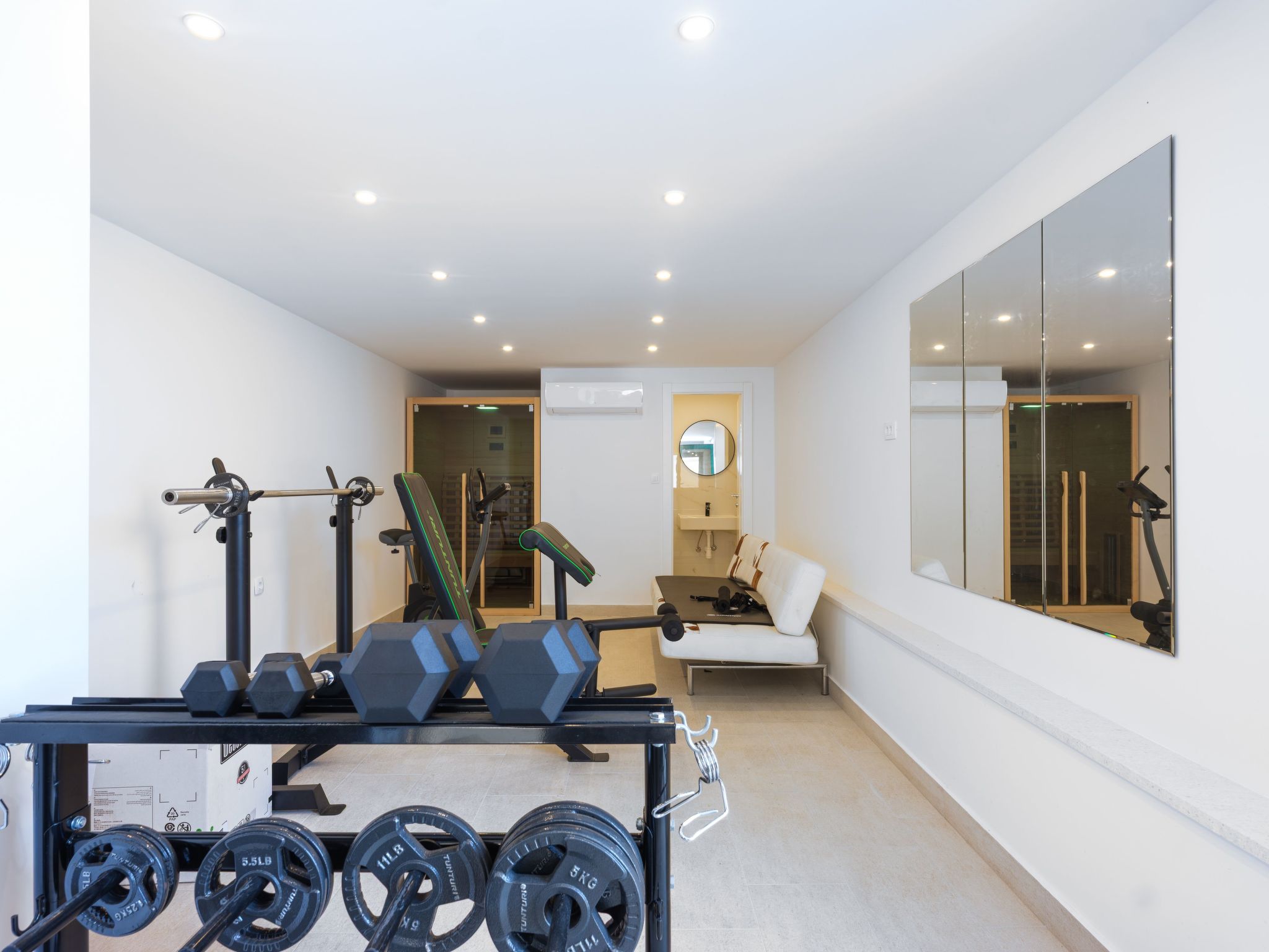 Ferienvilla 'Villa Aea Del Mare-Drinnen