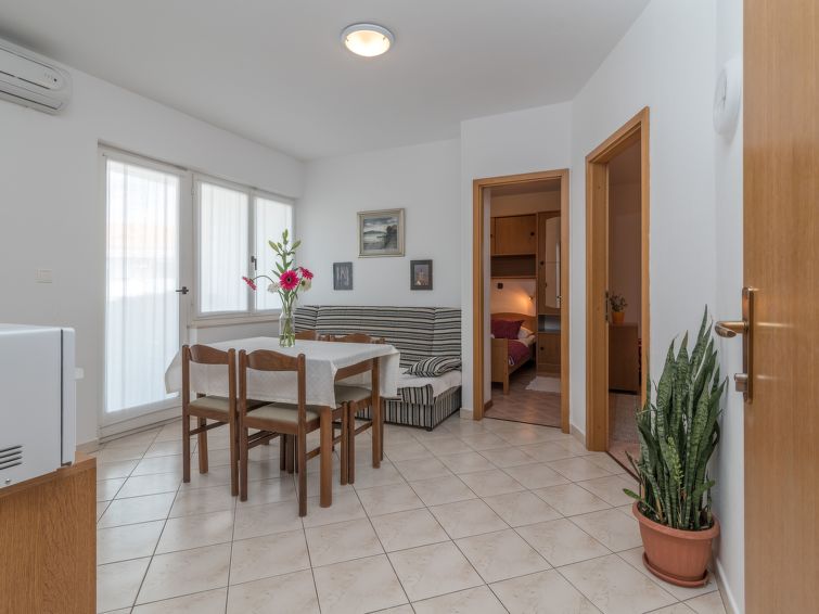 Apartment Mit Zwei Schlafzimmern Und Eigenem Balkon - Okrug Gornji