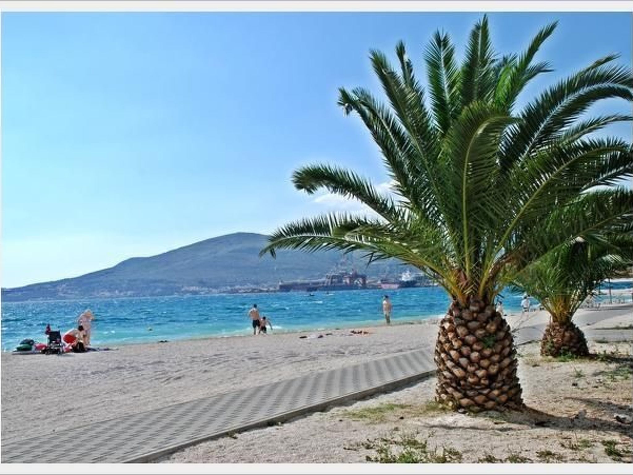 Villa Mediteran, kleine Ferienwohnung mit Terrasse-Drinnen