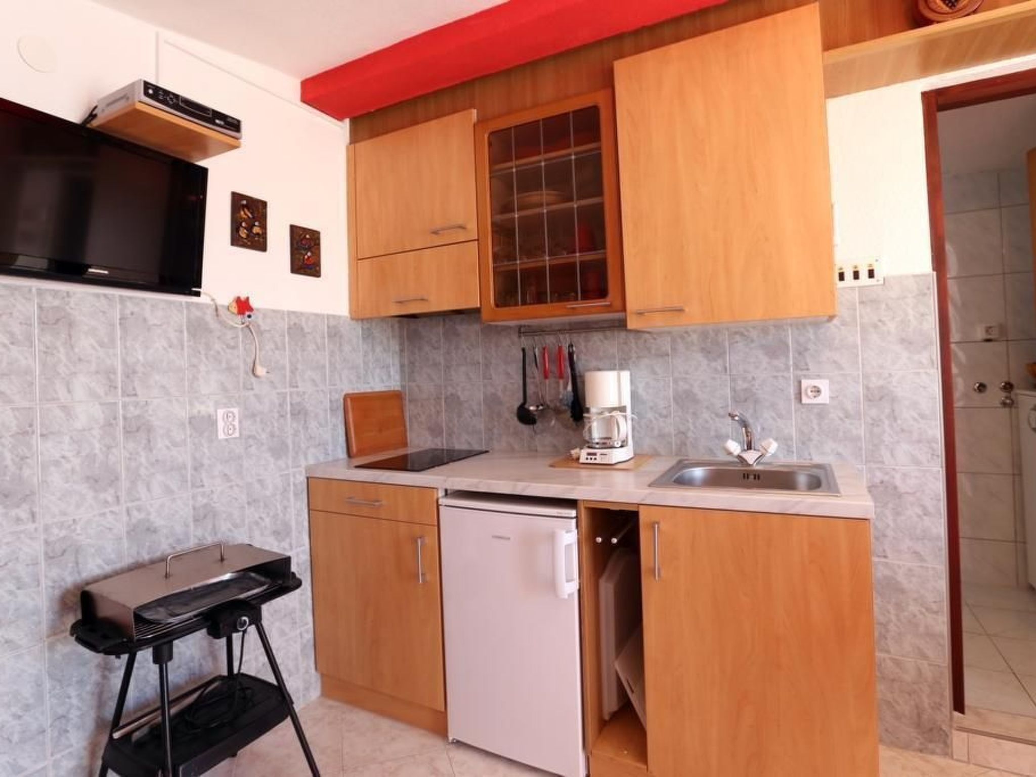 Villa Mediteran, kleine Ferienwohnung mit Terrasse-Drinnen