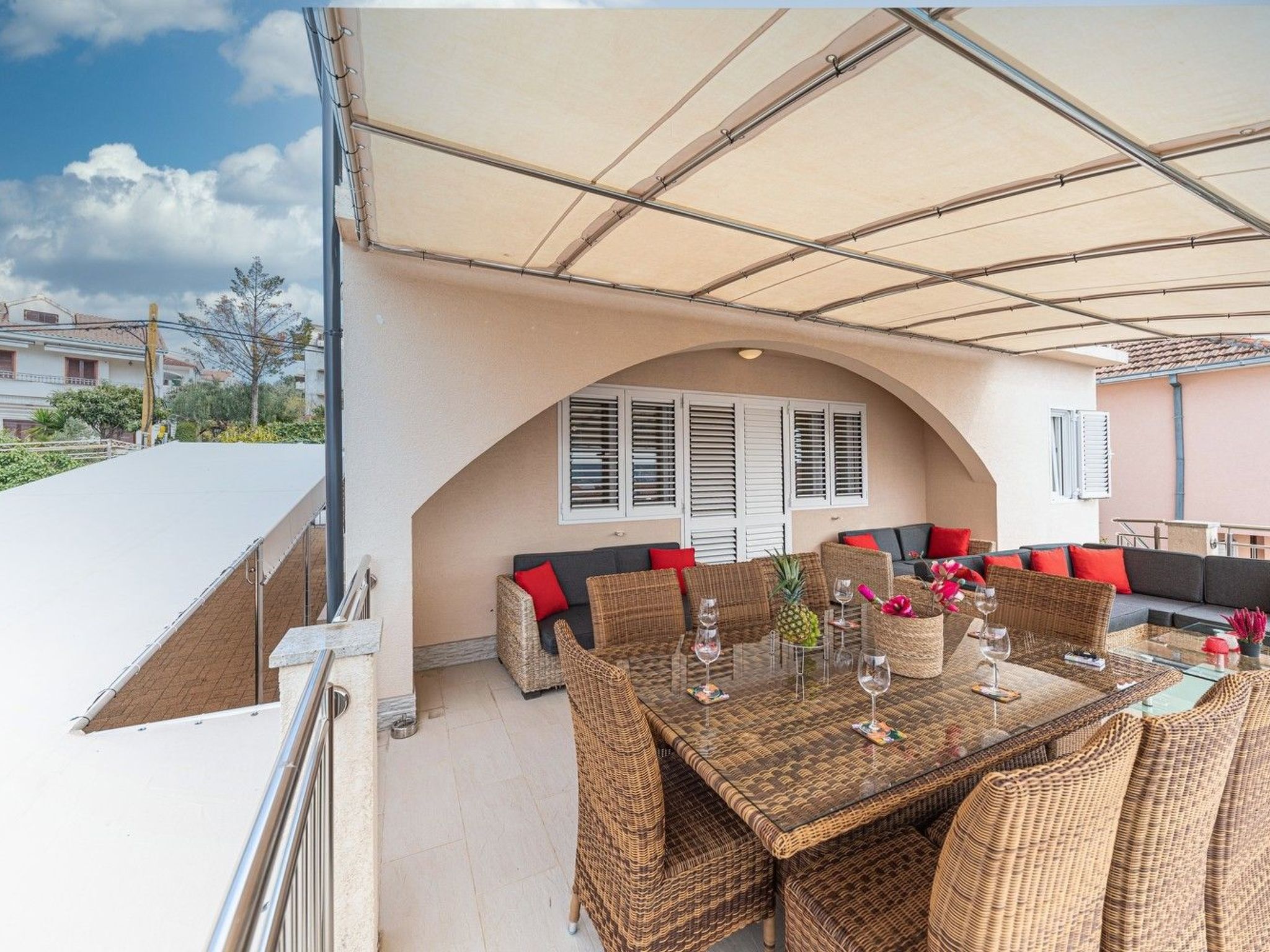 Villa Urban in Trogir mit privatem beheiztem Pool-Binnen