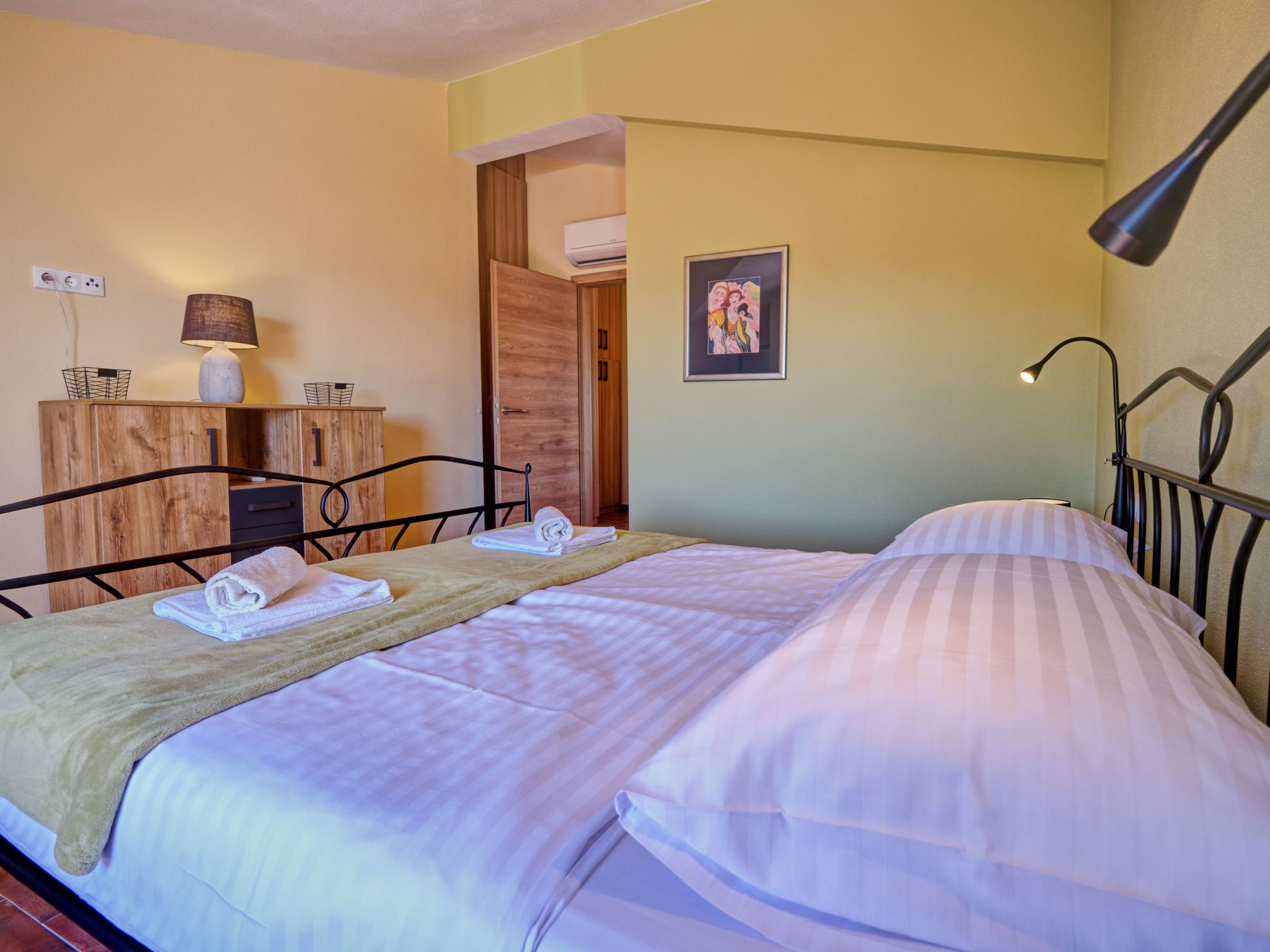 Anovi Holiday Home 1 - Haus mit zwei Schlafzimmern-Inside