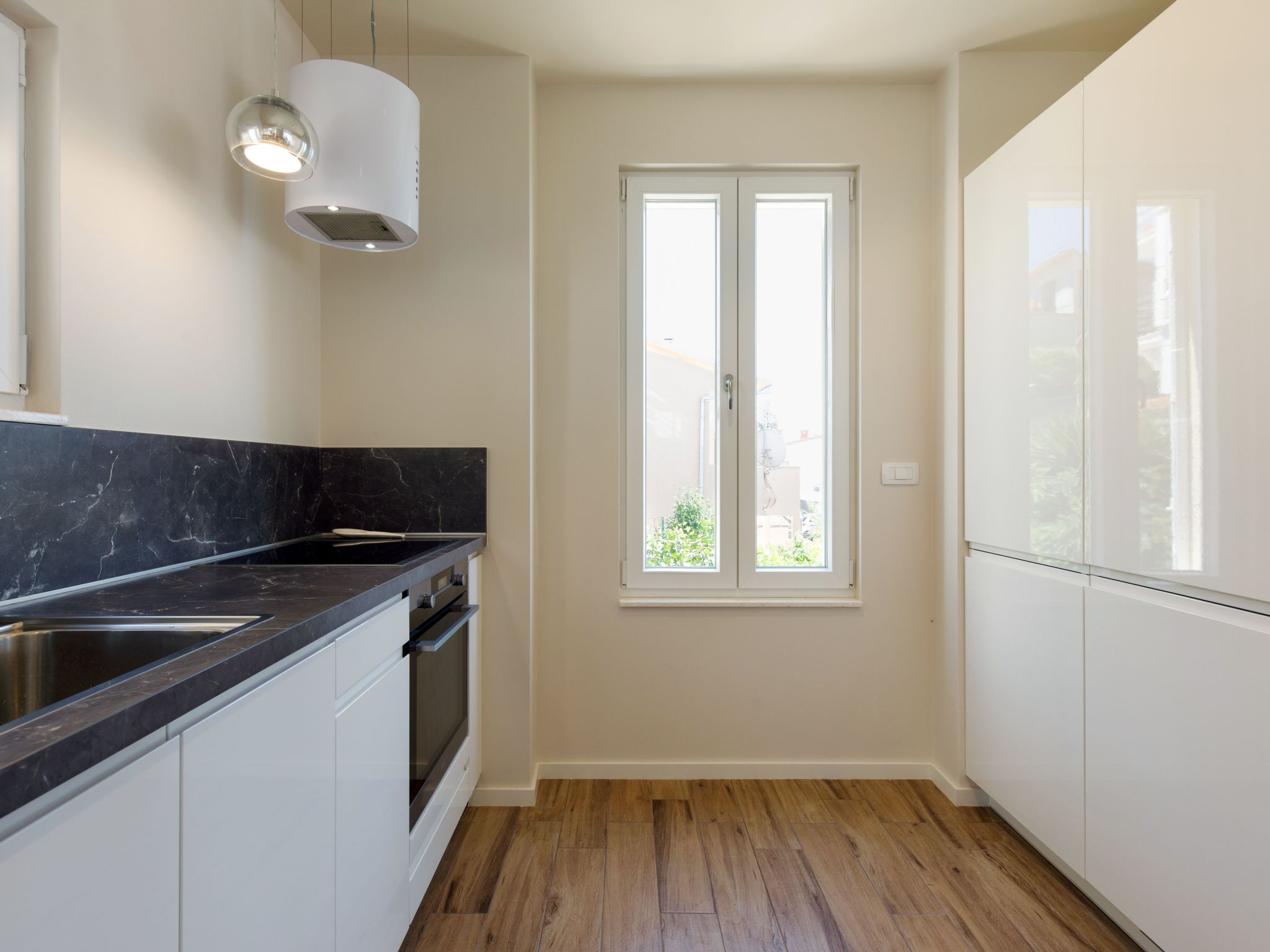 "Villa Anadea" mit Whirlpool-Drinnen