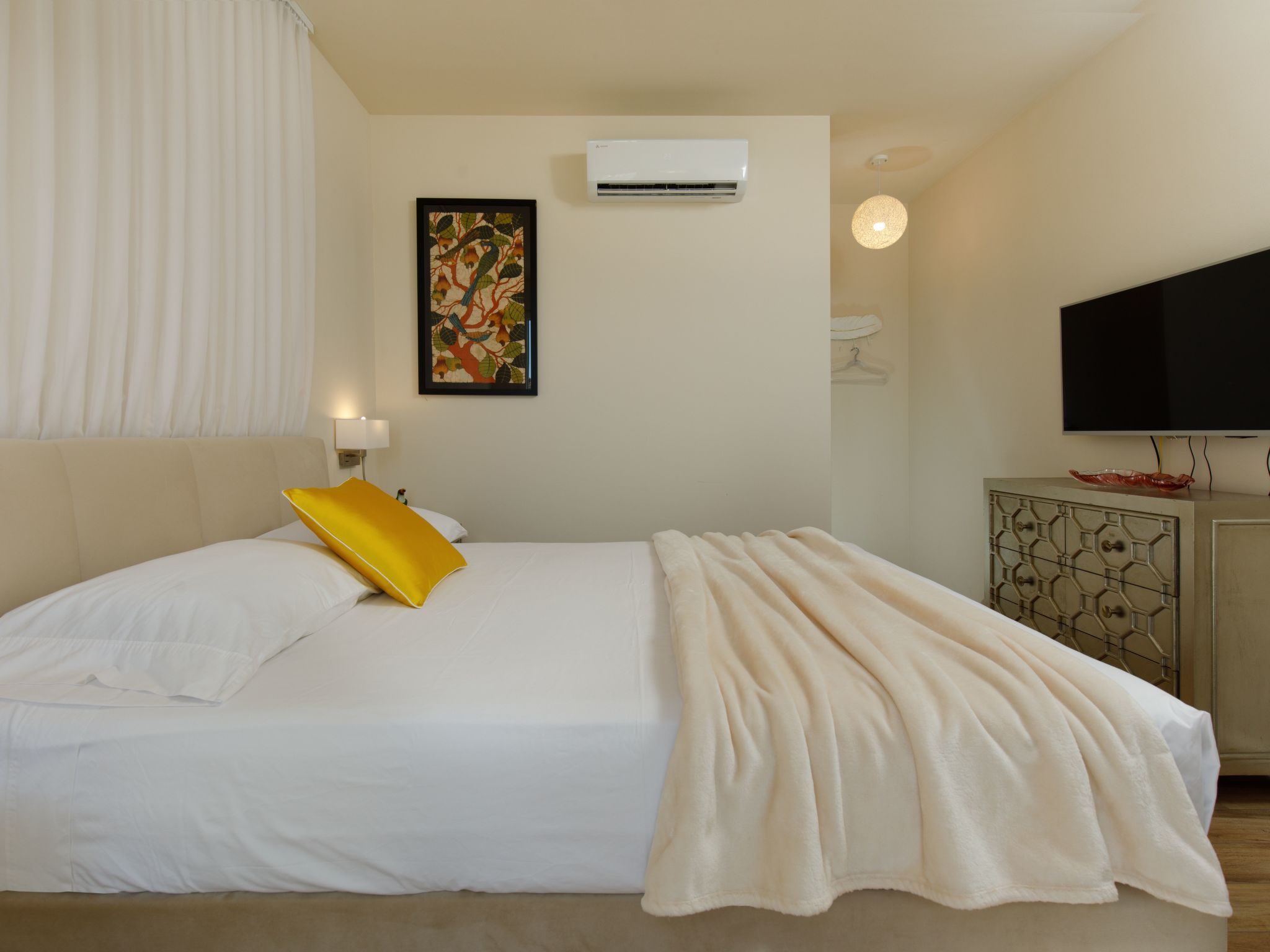 "Villa Anadea" mit Whirlpool-Drinnen