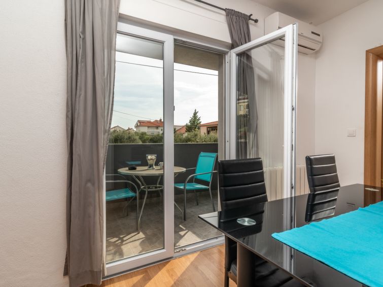 Superior-apartment Mit Einem Schlafzimmer In Strandnähe - Trogir