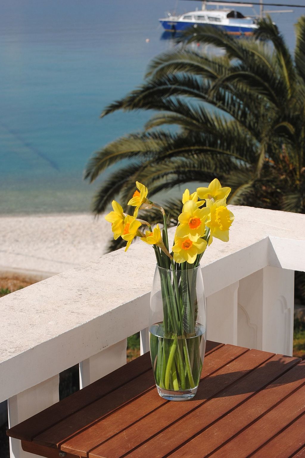 Geräumige Wohnung in erster Reihe zum Strand in Okrug-Draußen