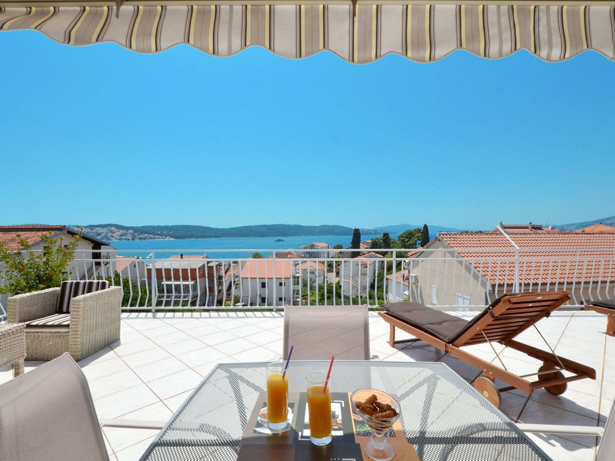 Wohnung "Decor" mit Blick auf das Wasser