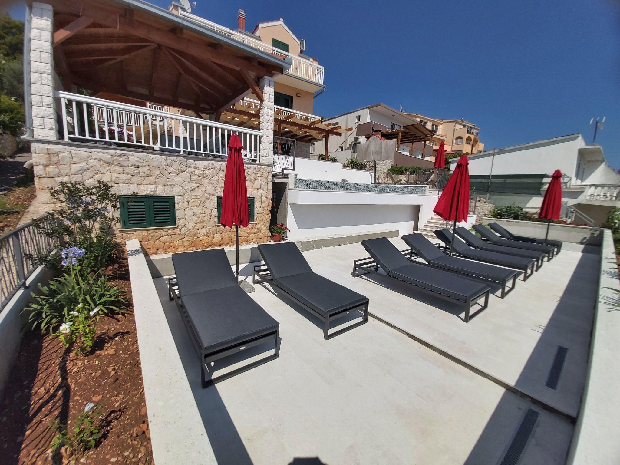 Beheizter Infinity-Pool, Appartement mit Meerblick 2-Dehors