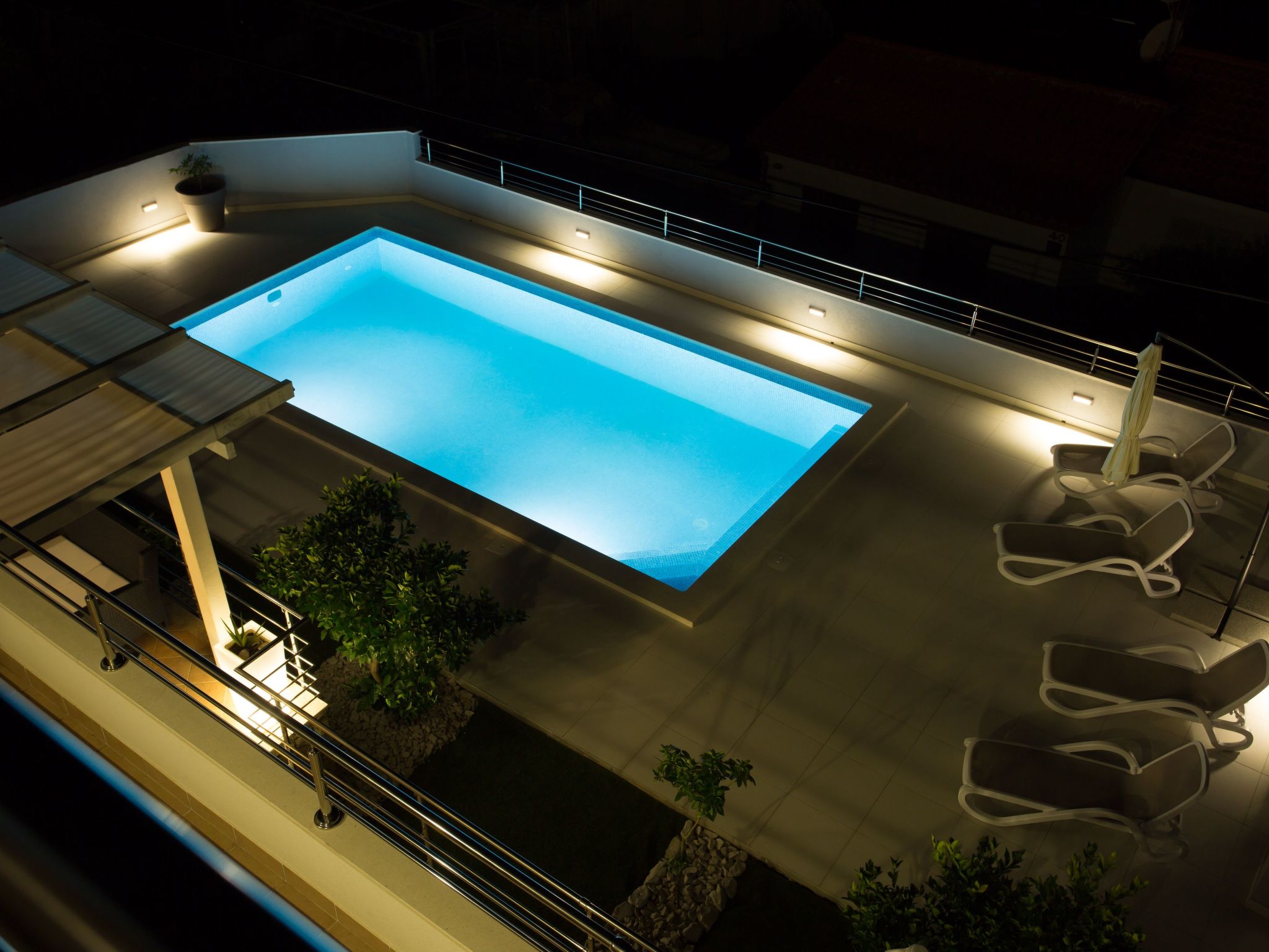 Für 5 Personen ca. 65 m&sup2; in Okrug Gornji, Adriaküste Kroatien (Kroatische-Dehors