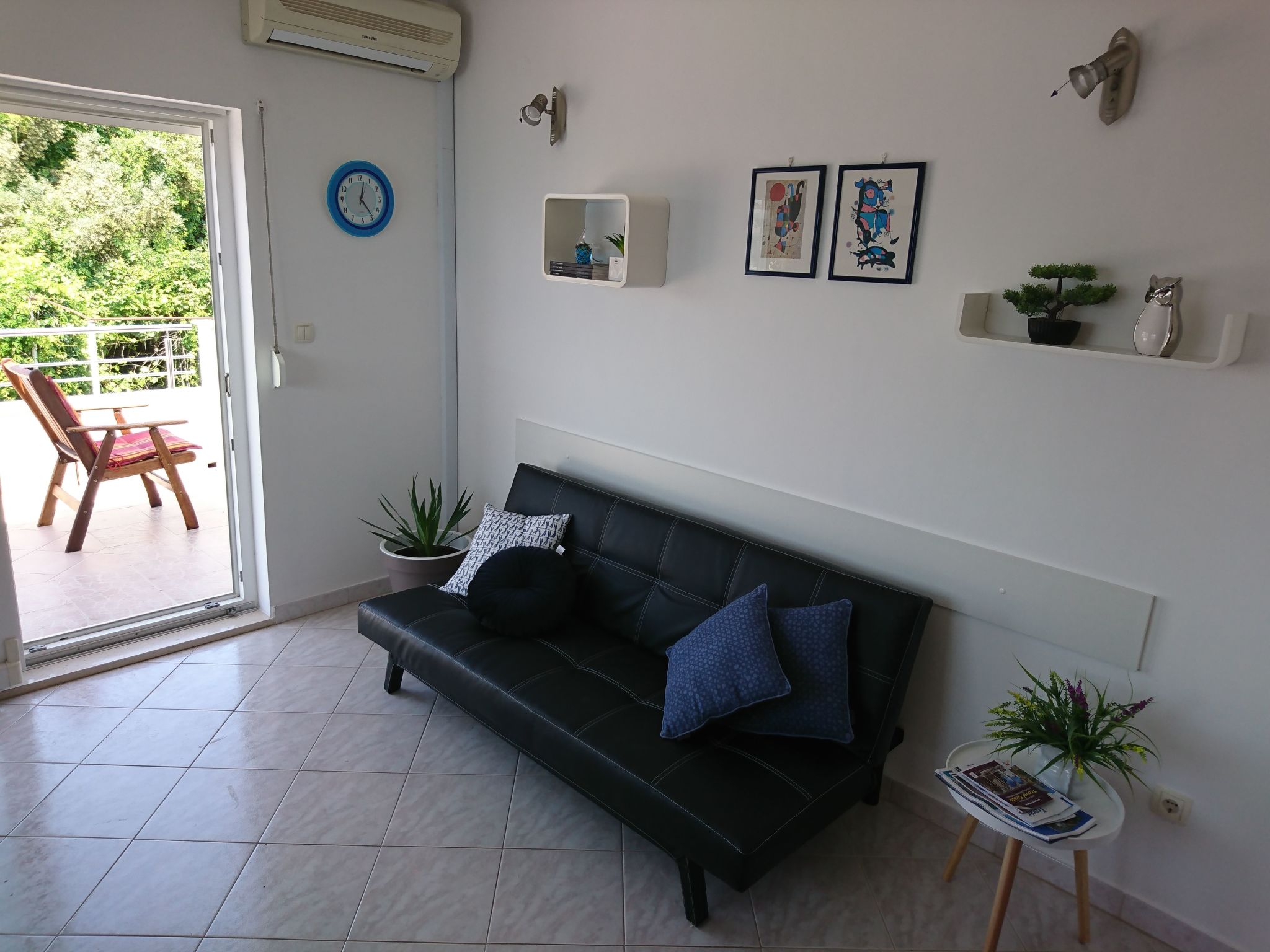 Für 5 Personen ca. 65 m&sup2; in Okrug Gornji, Adriaküste Kroatien (Kroatische-Dedans