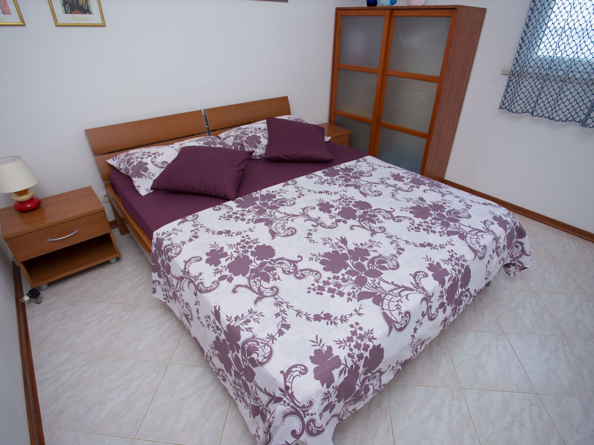 Für 5 Personen ca. 65 m&sup2; in Okrug Gornji, Adriaküste Kroatien (Kroatische-Dedans