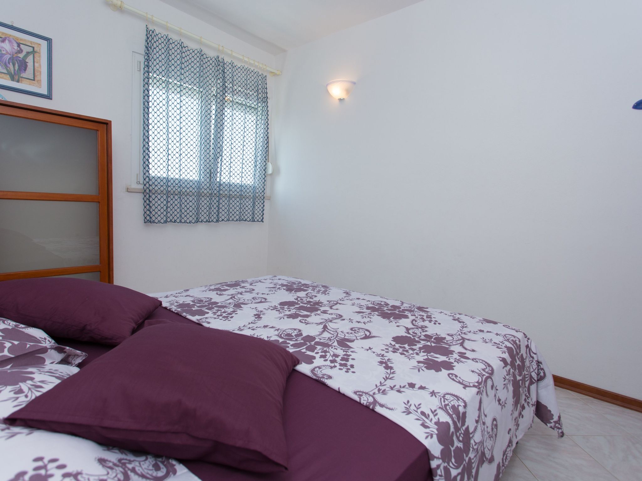 Für 5 Personen ca. 65 m&sup2; in Okrug Gornji, Adriaküste Kroatien (Kroatische-Dedans