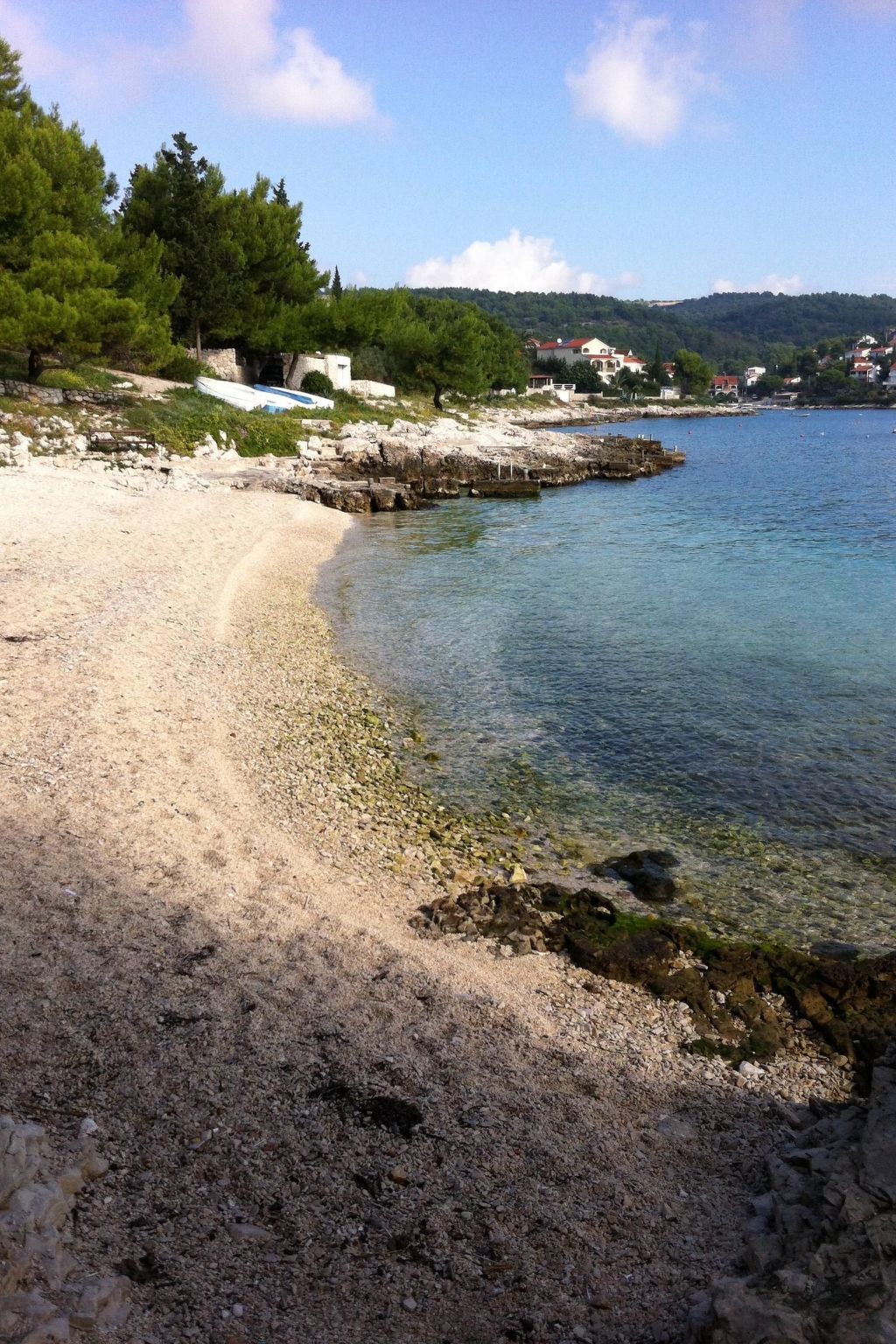 "Mladen" mit Blick auf das Wasser-Outside