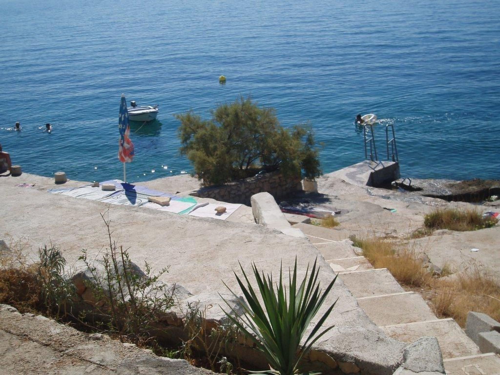 Mit Balkon und herrlichem Meerblick-Drinnen