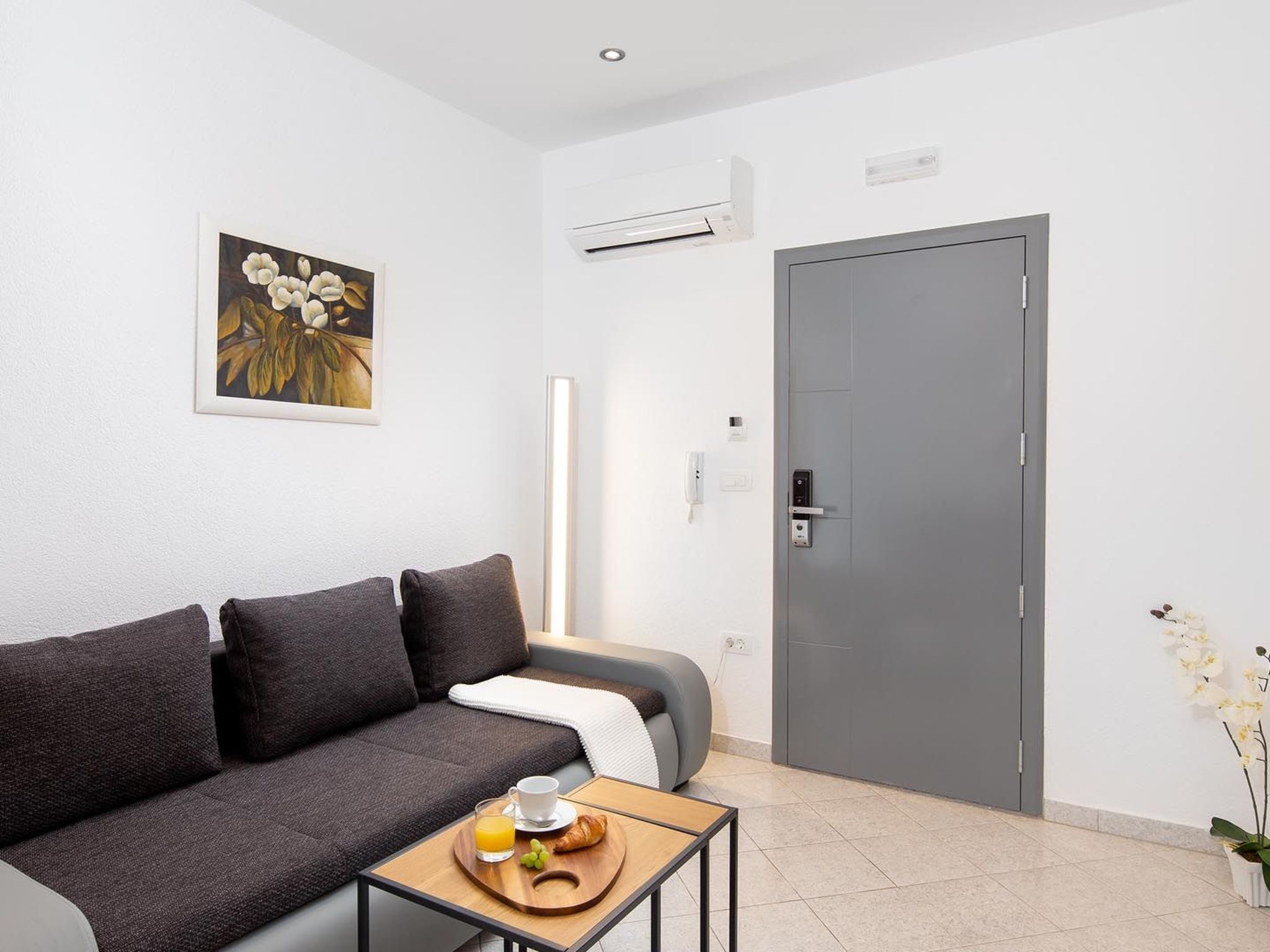 Wohnung in Okrug Gornji mit Grill und Garten-Image-tags.info