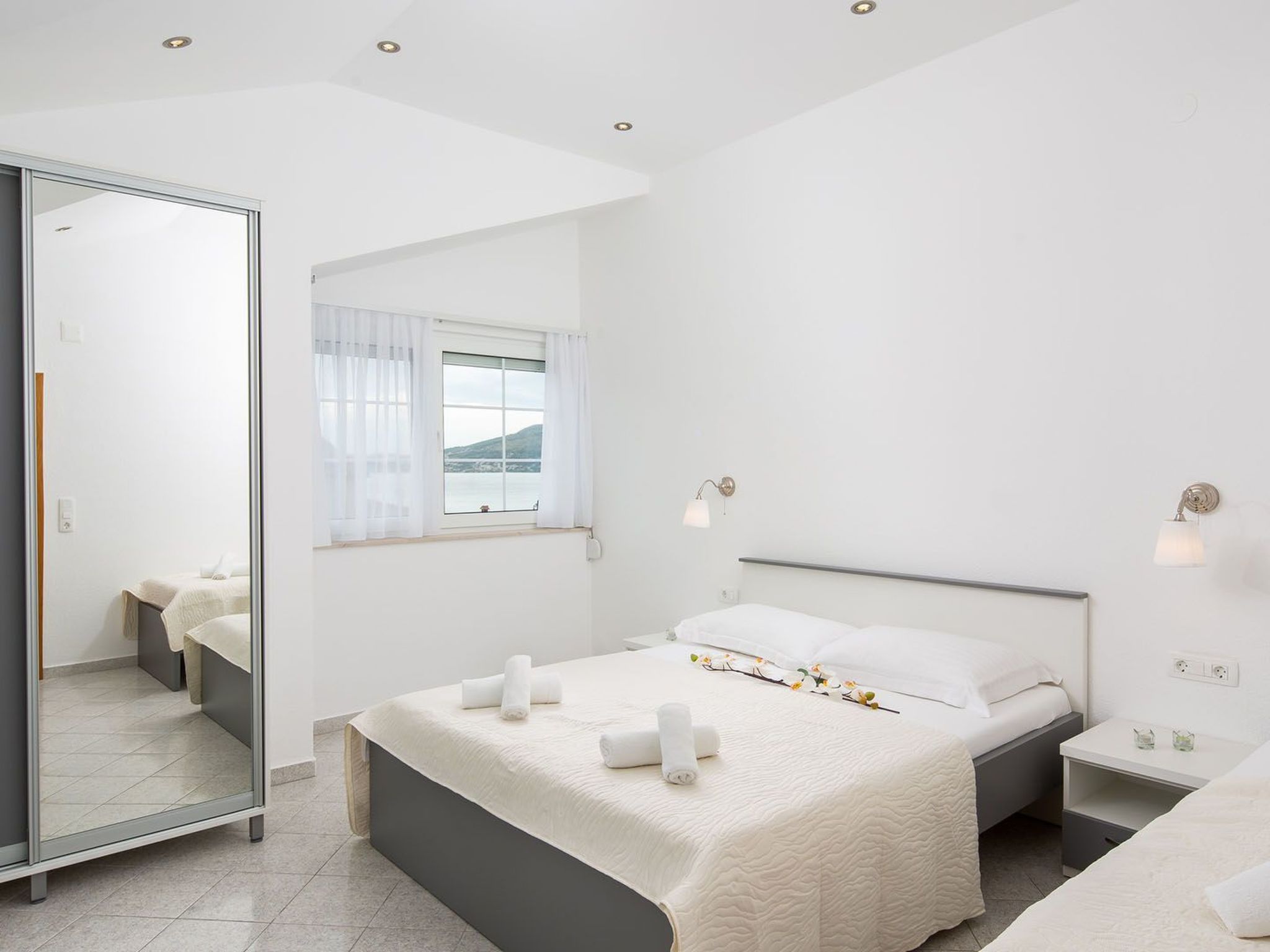 Wohnung in Okrug Gornji mit Grill und Garten-Image-tags.info