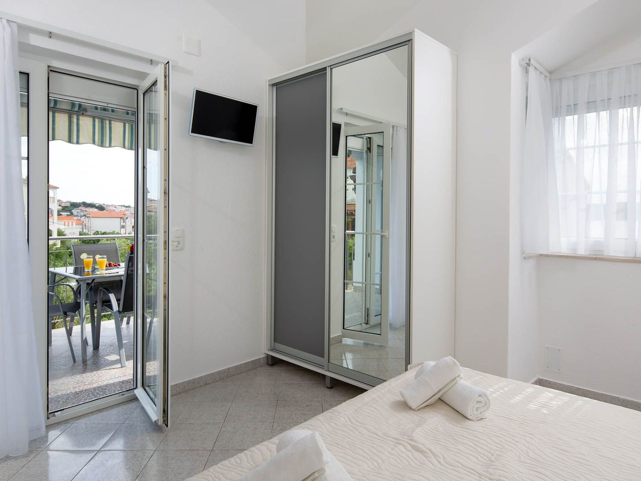 Wohnung in Okrug Gornji mit Grill und Garten-Image-tags.info