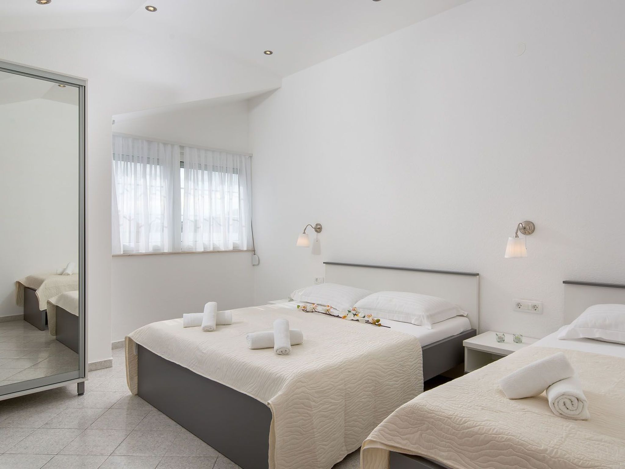 Wohnung in Okrug Gornji mit Grill und Garten-Image-tags.info