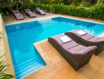 Villa Nia: Jouw luxe privévilla met verwarmd zwembad vlakbij zee in Trogir - thumbnail 3