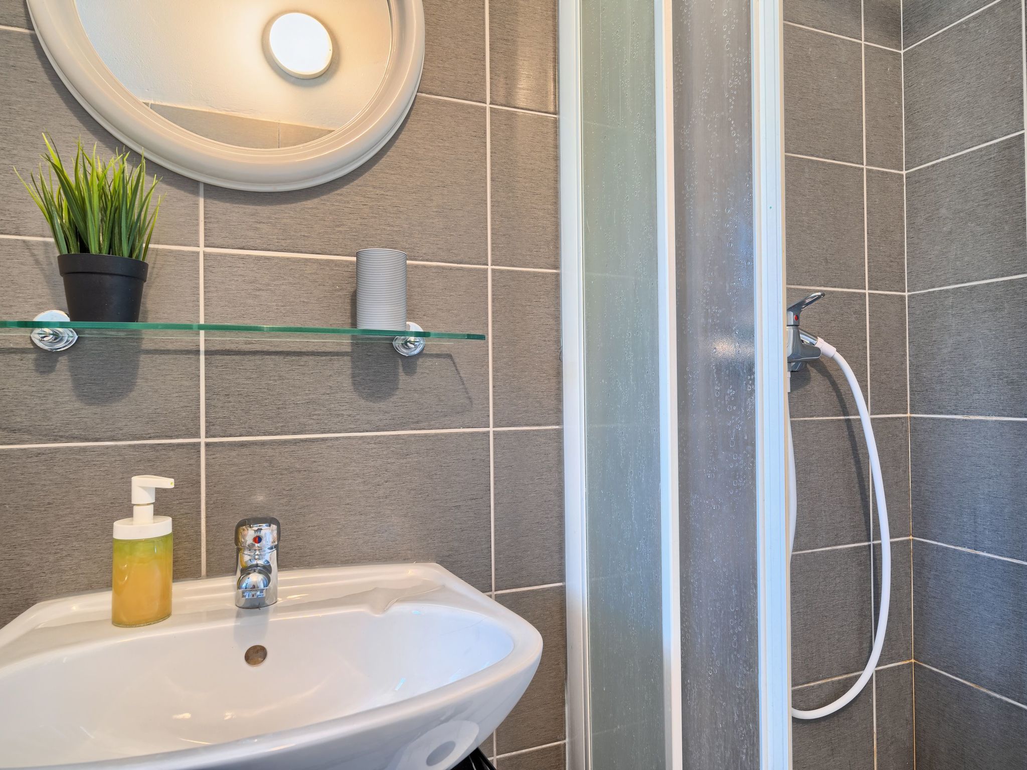 Ticic 2, Ciovo-Image-tags.info