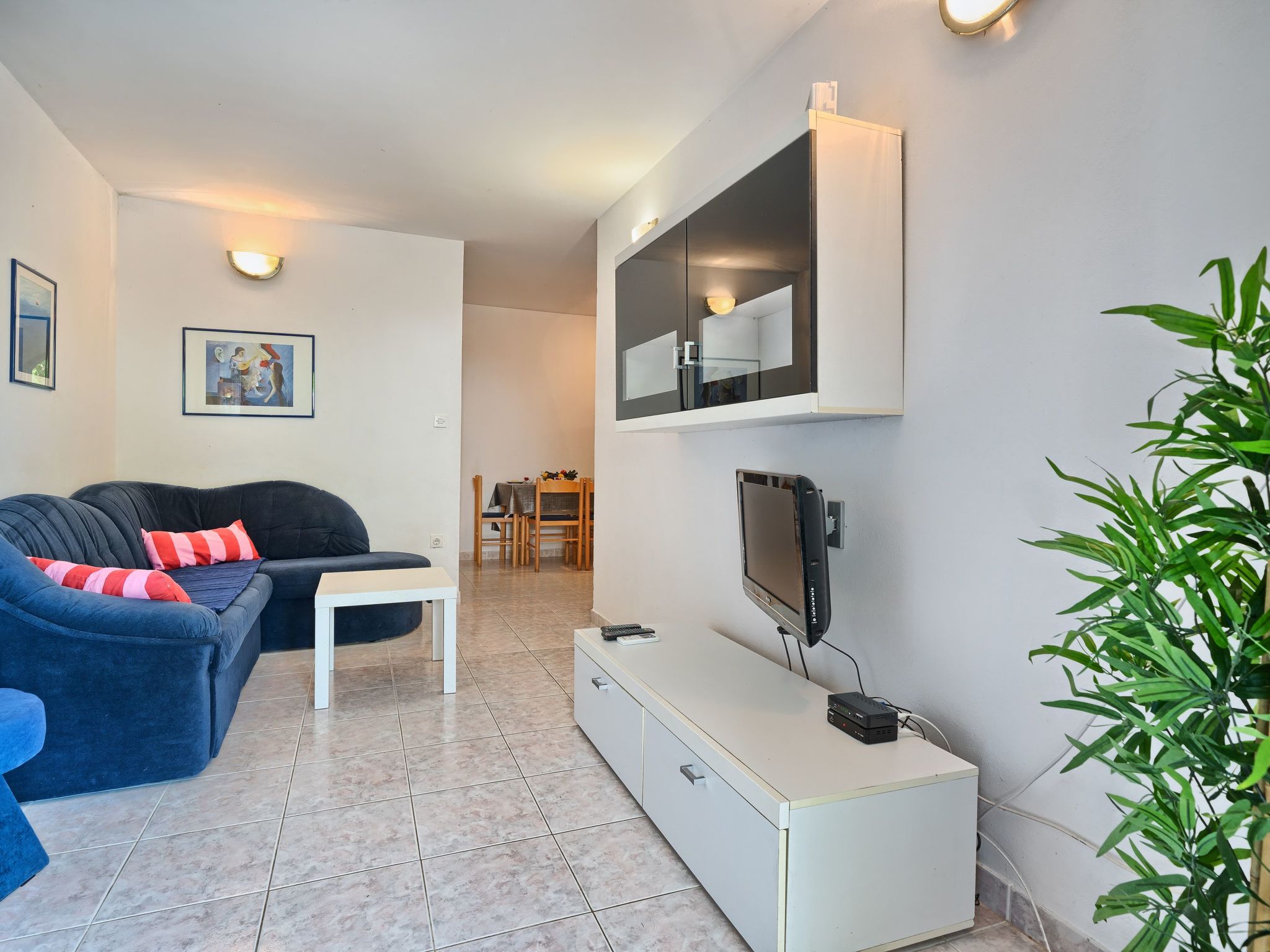Ticic 4, Ciovo Sleeps 3-Image-tags.info