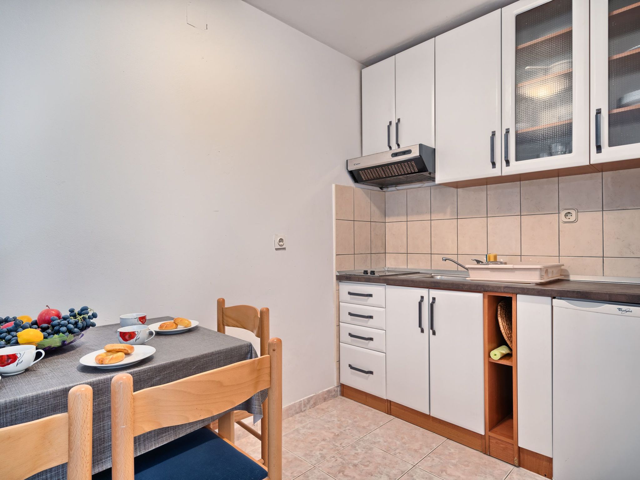 Ticic 4, Ciovo Sleeps 3-Image-tags.info