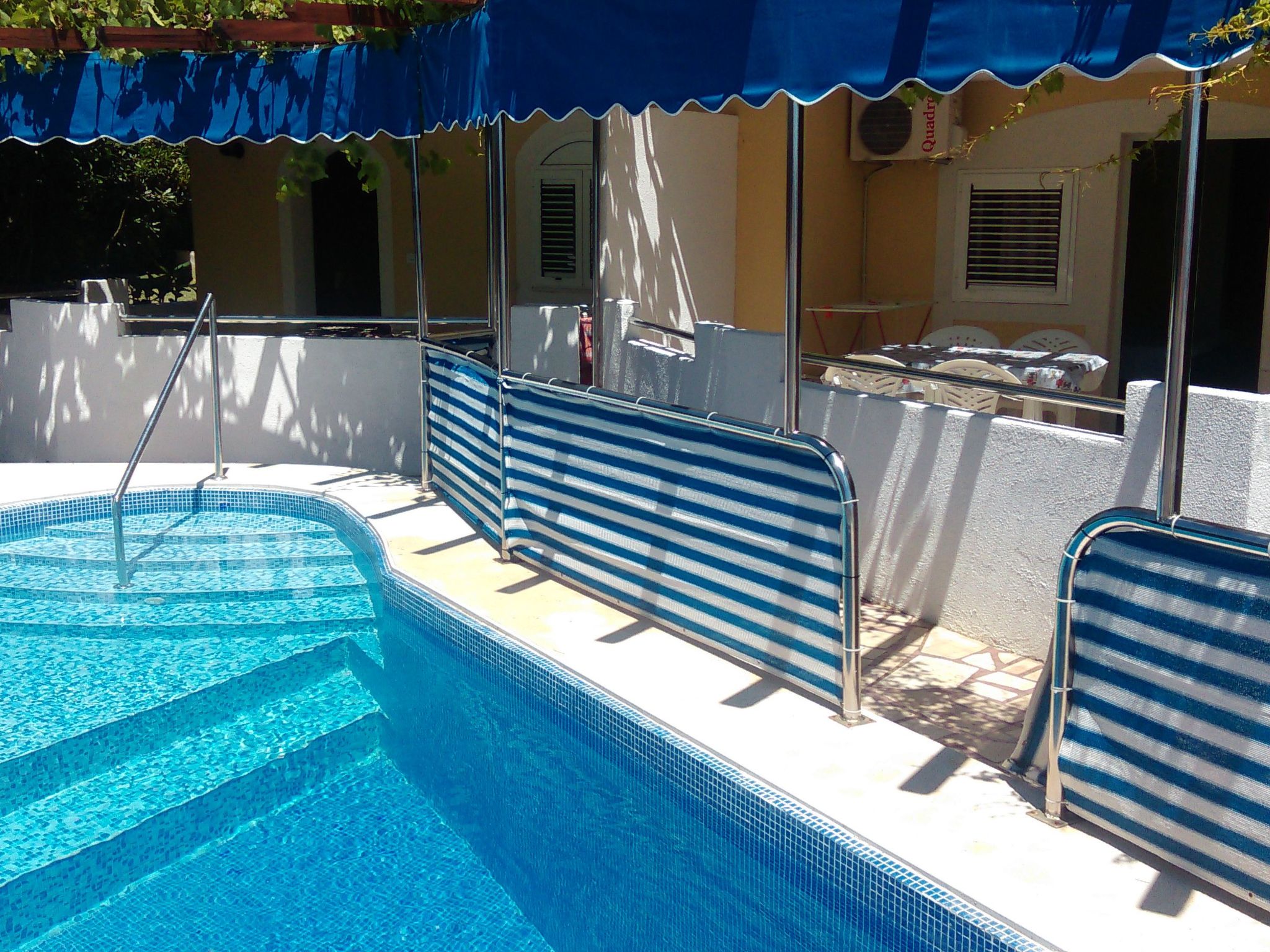 Ticic 4, Ciovo Sleeps 3-Image-tags.info