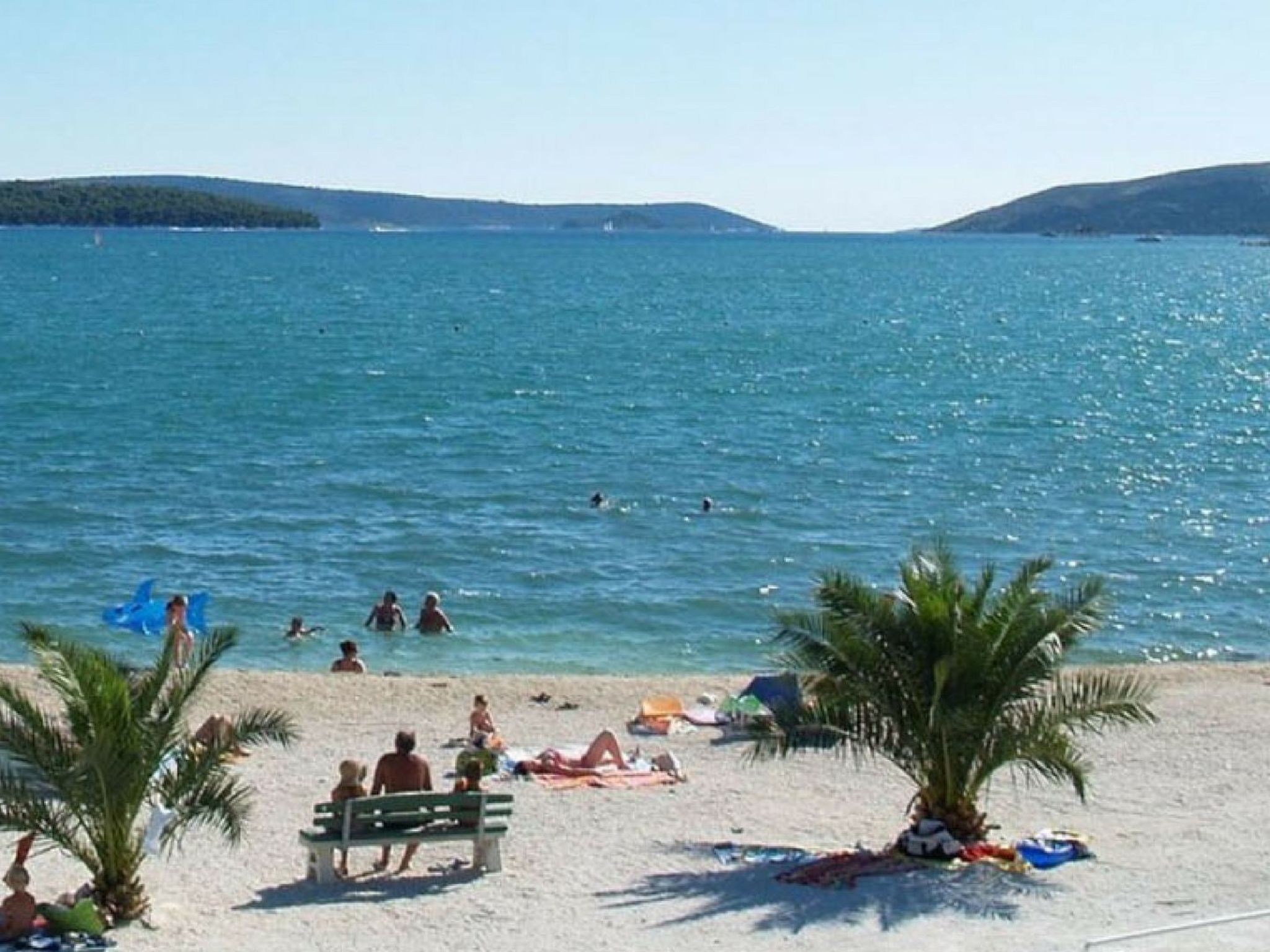 Ticic 4, Ciovo Sleeps 3-Image-tags.info