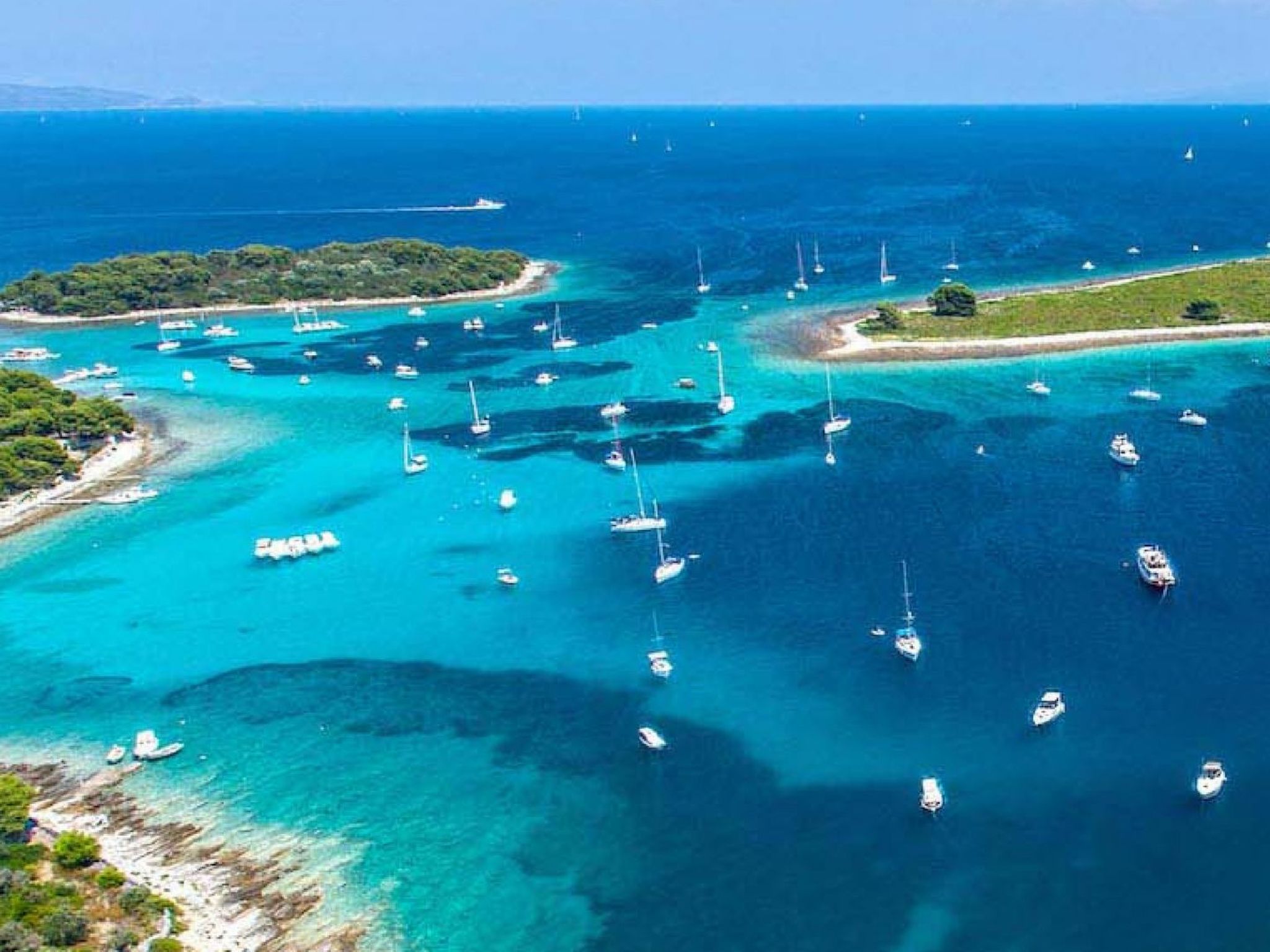 Ticic 4, Ciovo Sleeps 3-Image-tags.info