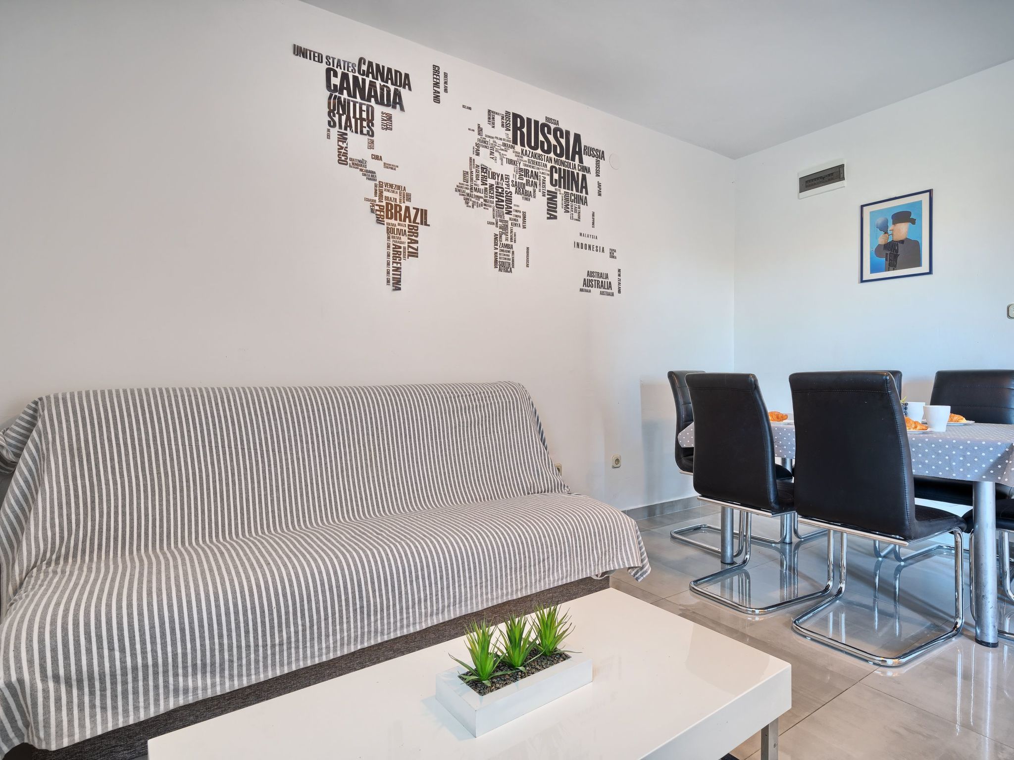 Ticic 3, Ciovo Sleeps 4-Image-tags.info