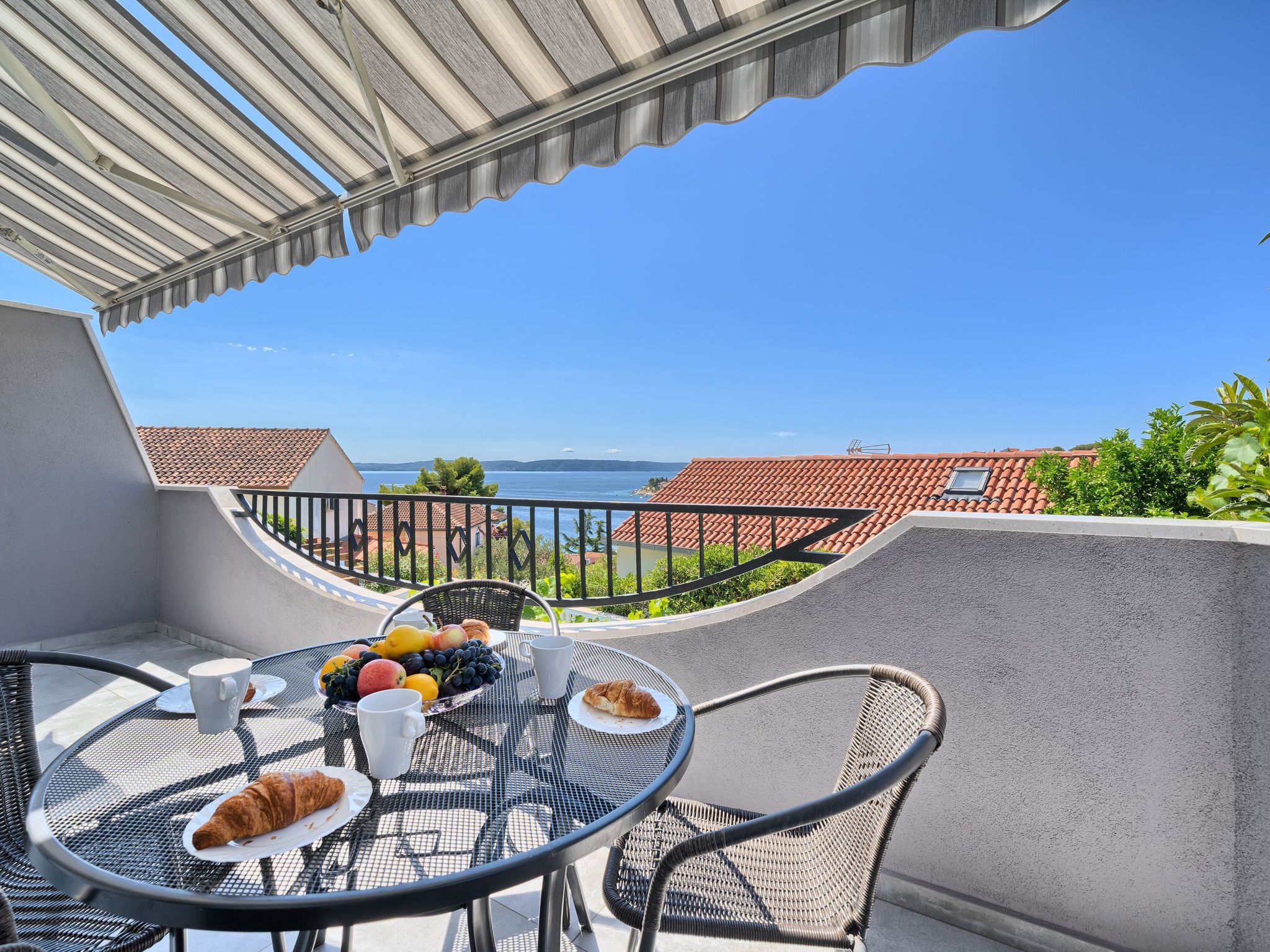 Ticic 3, Ciovo Sleeps 4-Image-tags.info