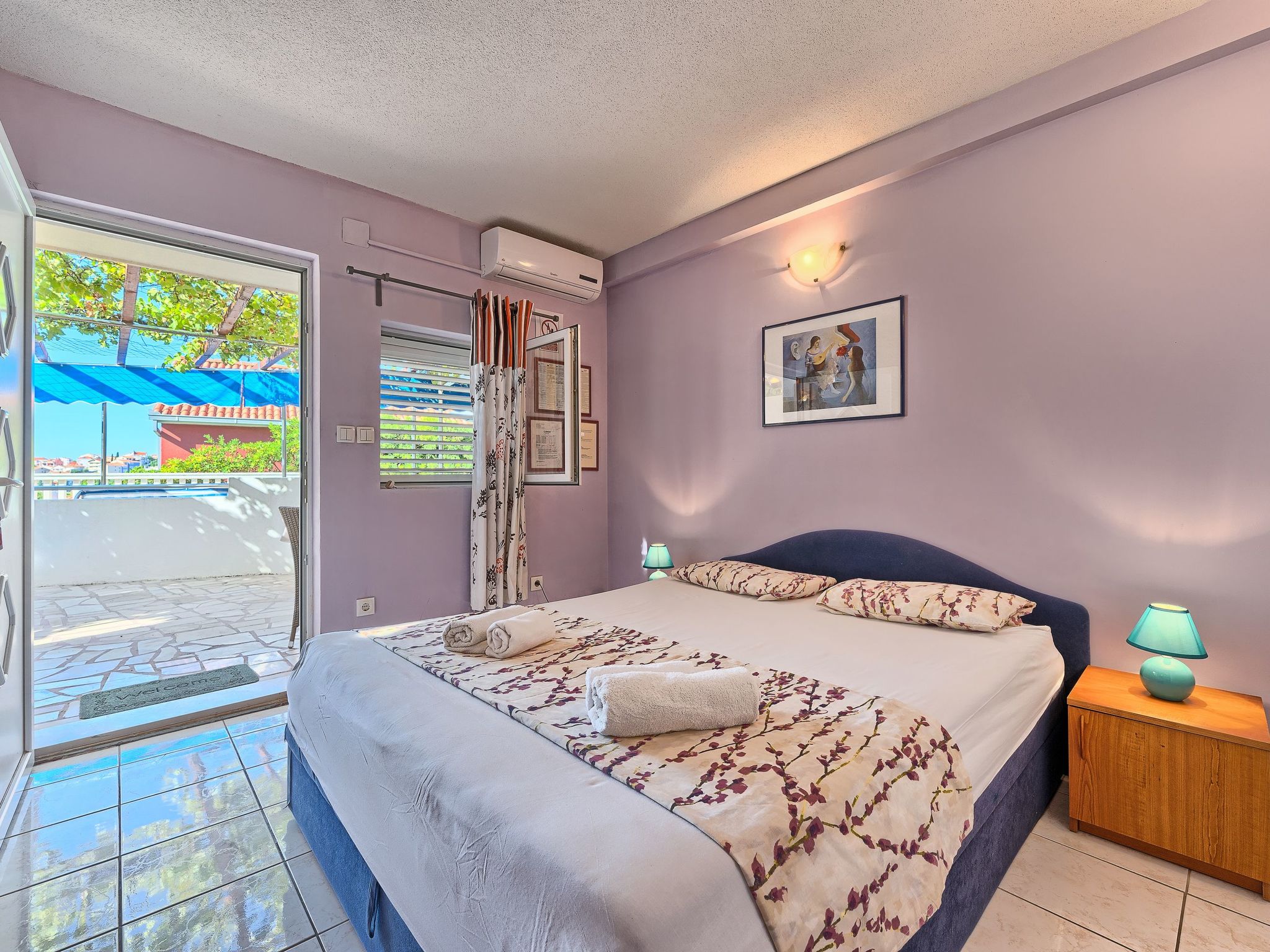 Studio Apartment Ticic-Image-tags.info