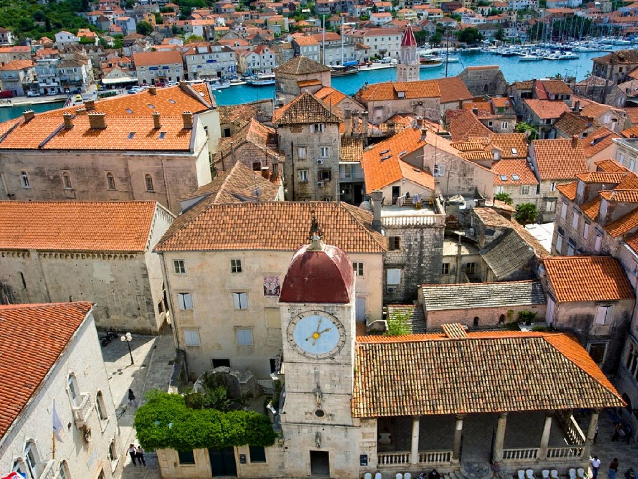 Studio Apartment Ticic-Image-tags.info