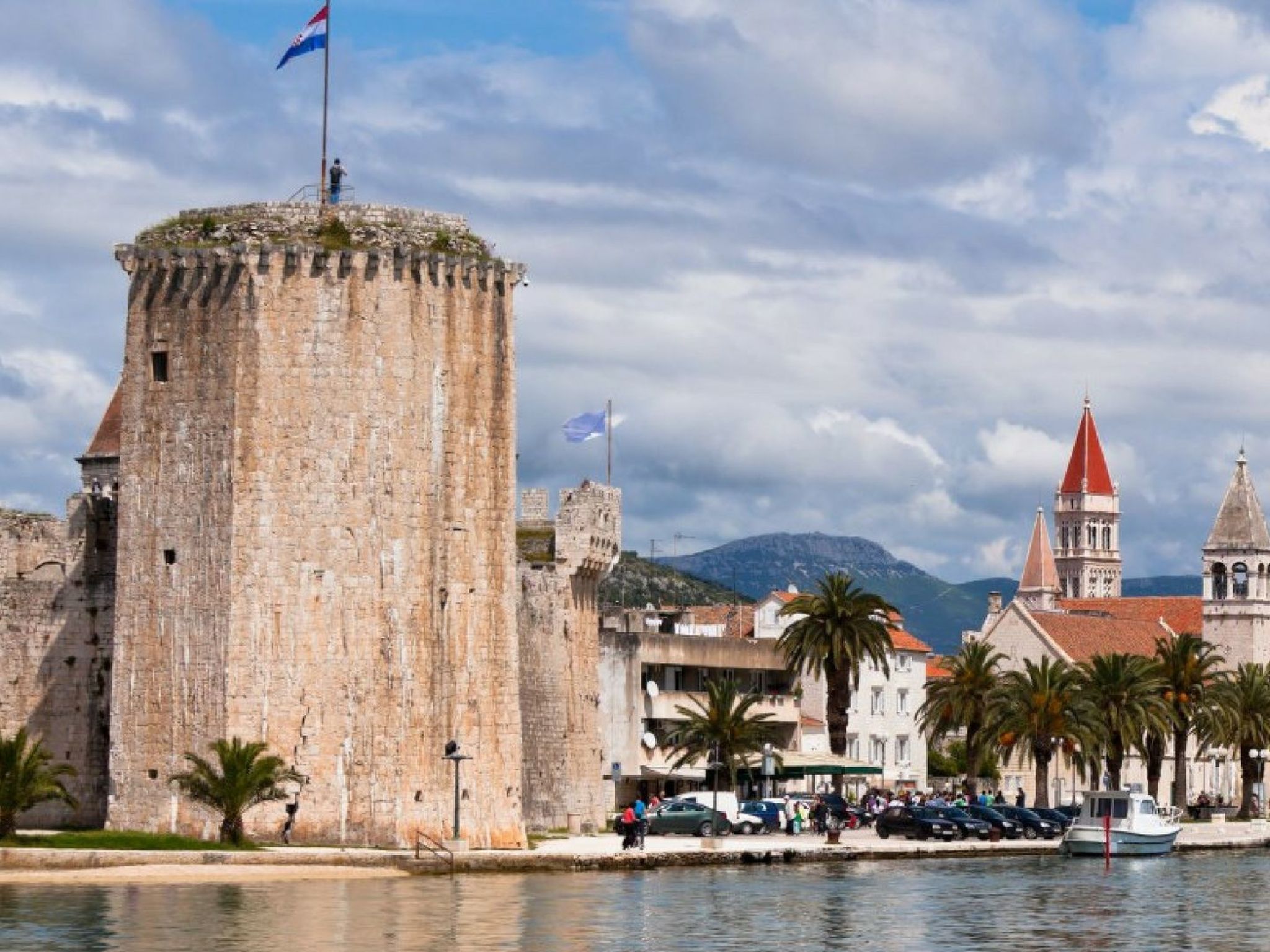 Studio Apartment Ticic-Image-tags.info