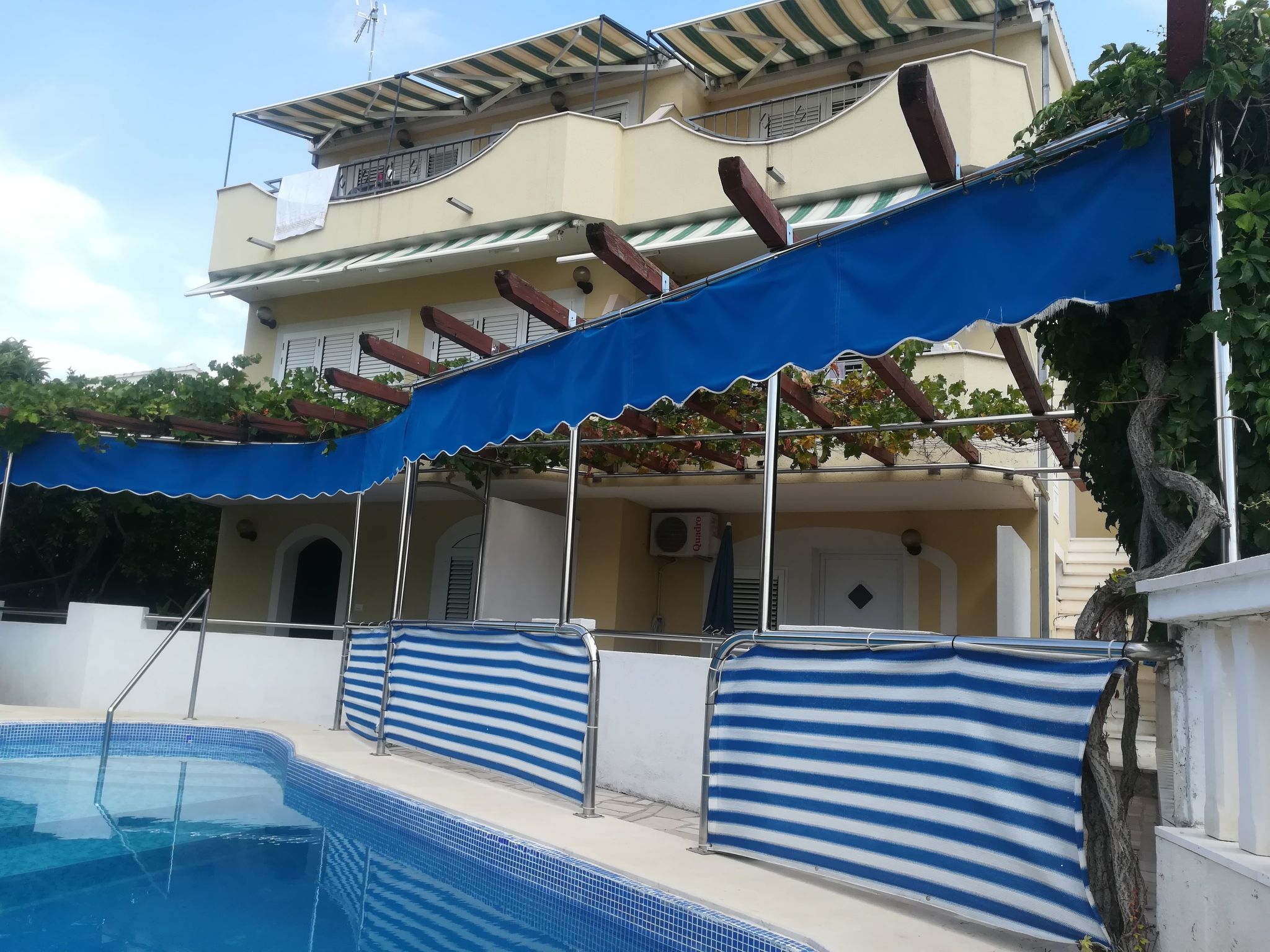 Ticic 1-Image-tags.info