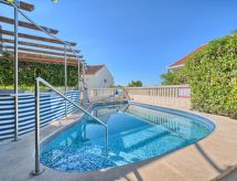 4-persoons appartement met privézwembad aan zee in Trogir - thumbnail 4