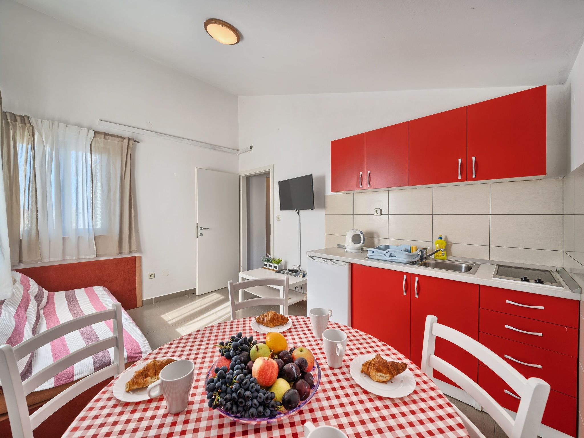 Wohnung in Okrug Gornji mit Privatem Pool-Image-tags.info