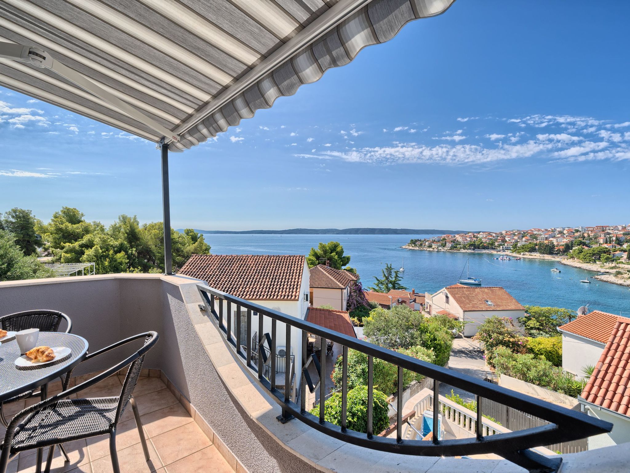 Wohnung in Okrug Gornji mit Privatem Pool-Image-tags.info