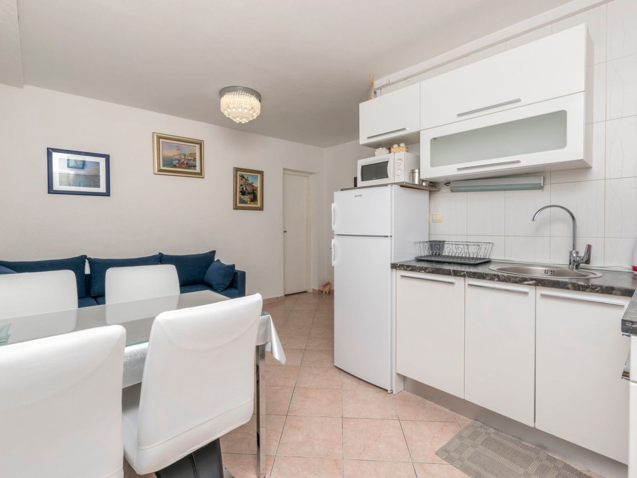 Appartement in Okrug Gornji mit Großer Terrasse