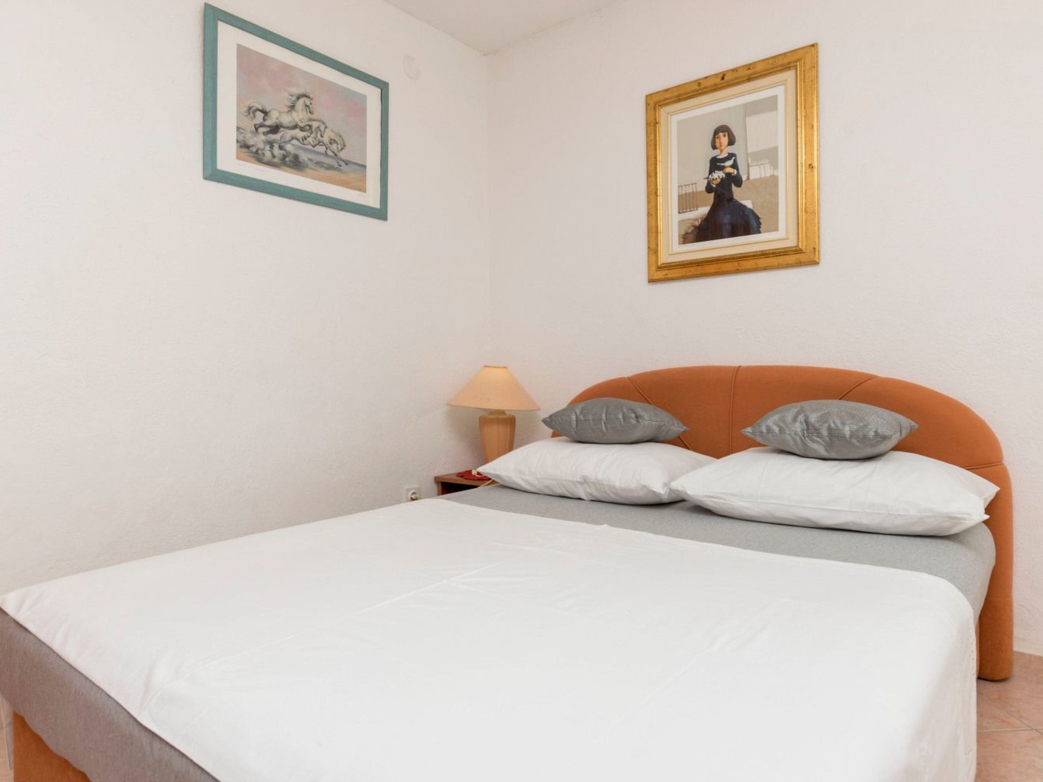 Appartement in Okrug Gornji mit Großer Terrasse