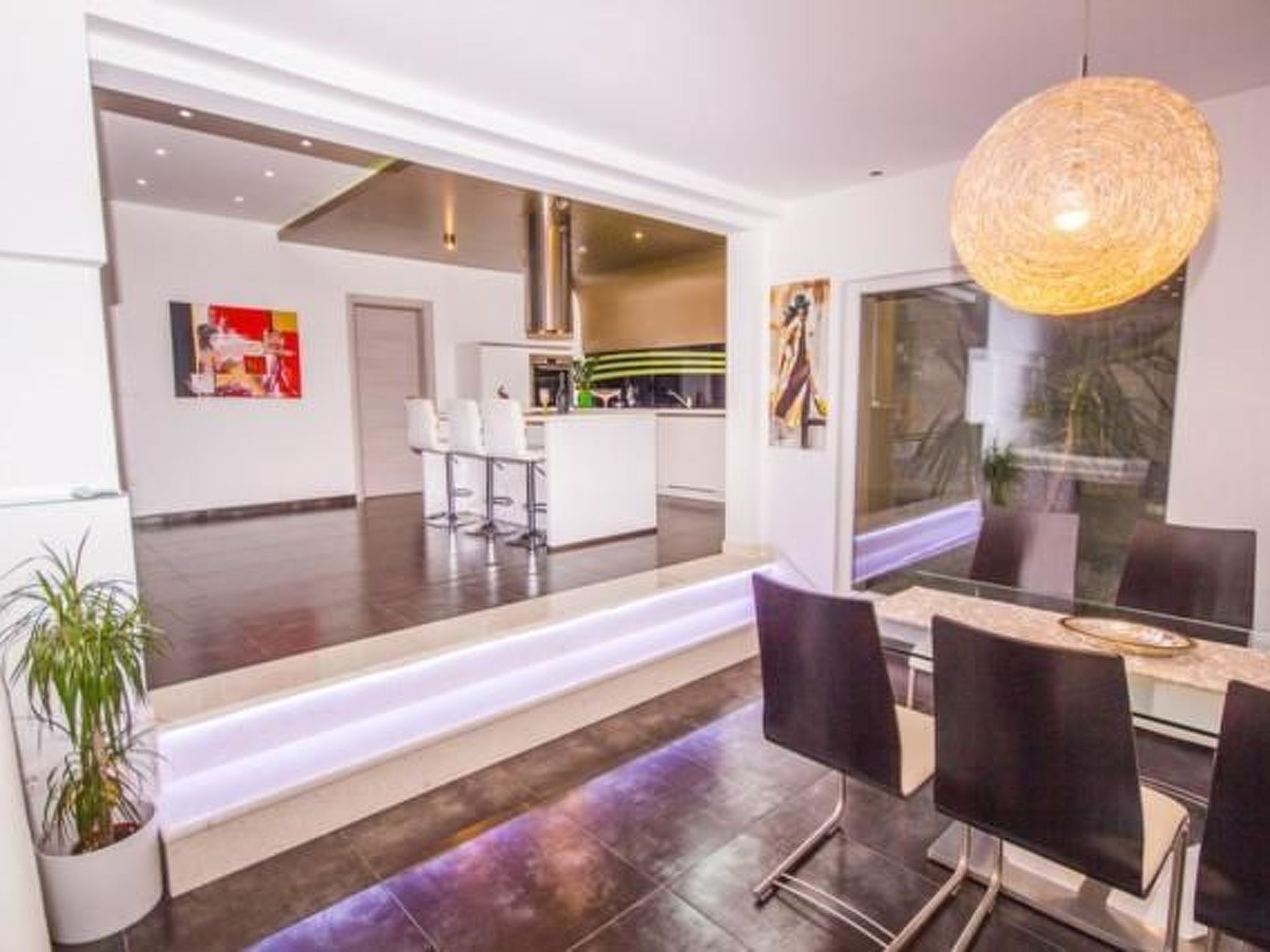 Stijlvol appartement met tuin op 250m van zee in Okrug Donji - foto 38