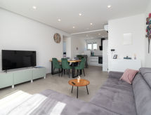 M&M 2: Sfeervol appartement aan zee in Kaštela, Midden Dalmatië - thumbnail 4